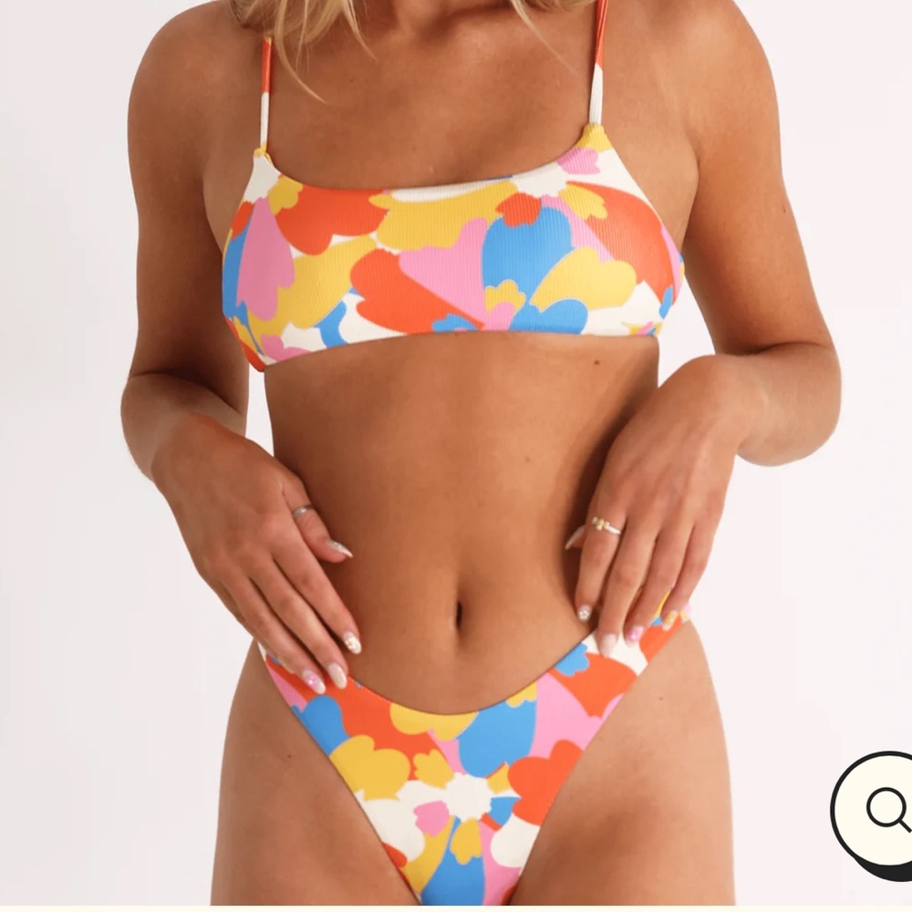 Aurelle Monaco Swim set